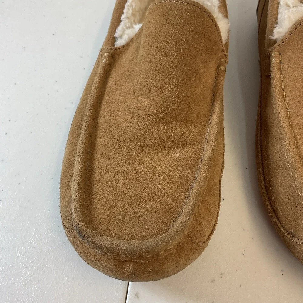 UGG Men's Chestnut Suede Ascot Slippers Size 12 Shearling Cabin Cozy Lounge